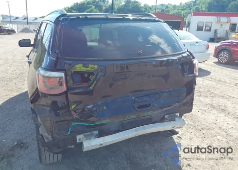 2018 Jeep Compass Altitude 4X4 z USA, uszkodzony, nr VIN 3C4NJDBB9JT298917